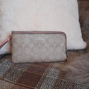 COACH Signature Wristlet/ Wallet